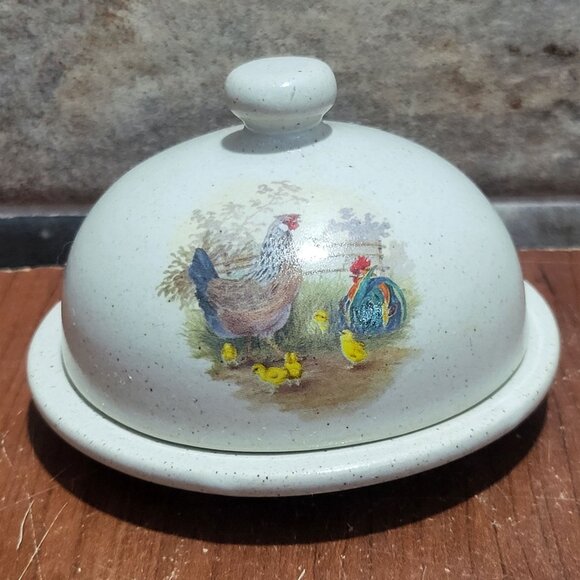 Ceramic Domed Butter Dish Chicken and Chick Farm Animal Motif - Picture 2 of 10